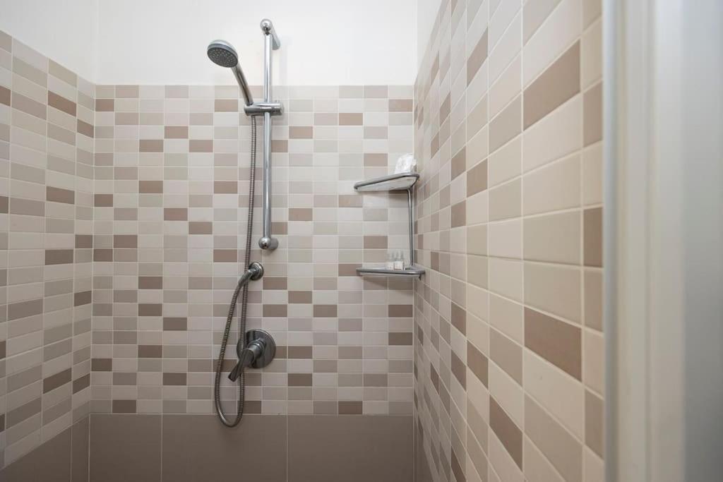 Apartment Roma Relax 2 Con Wifi-Ac-Netflix מראה חיצוני תמונה